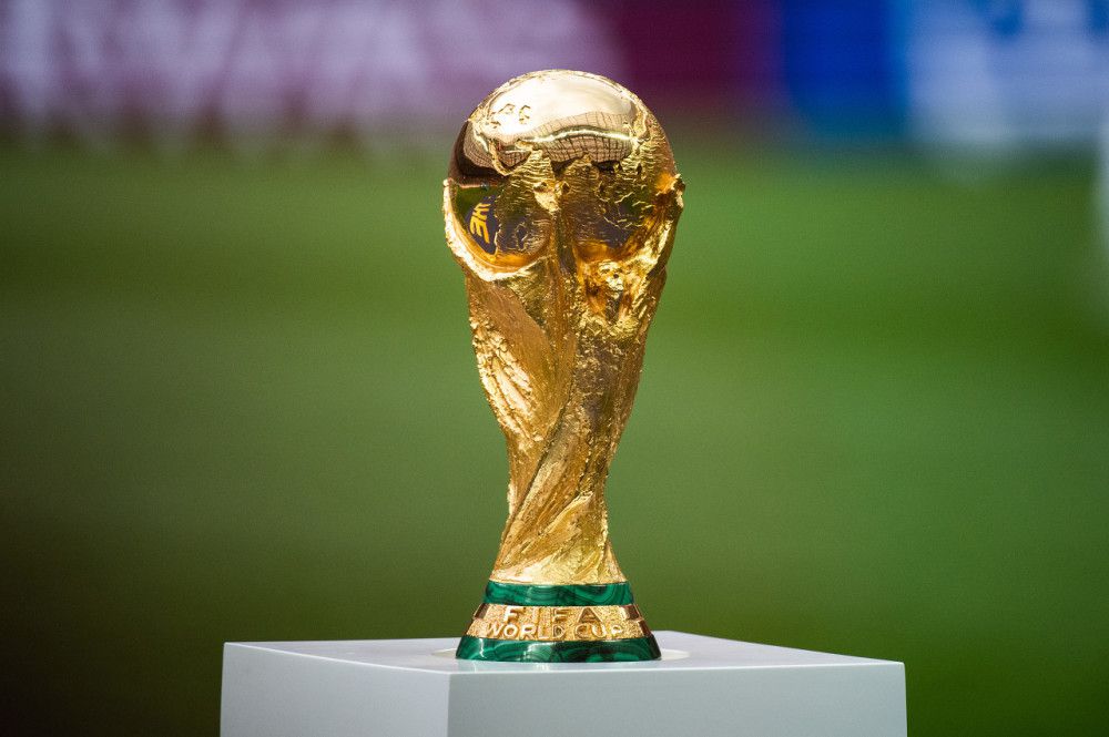 意大利转会专家、FIFA经纪人达里奥-卡诺维认为，奥斯梅恩会在明年6月转会离队。